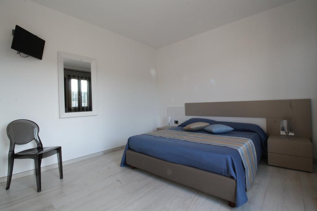 Residence Savoia 산비토로카포 외부 사진